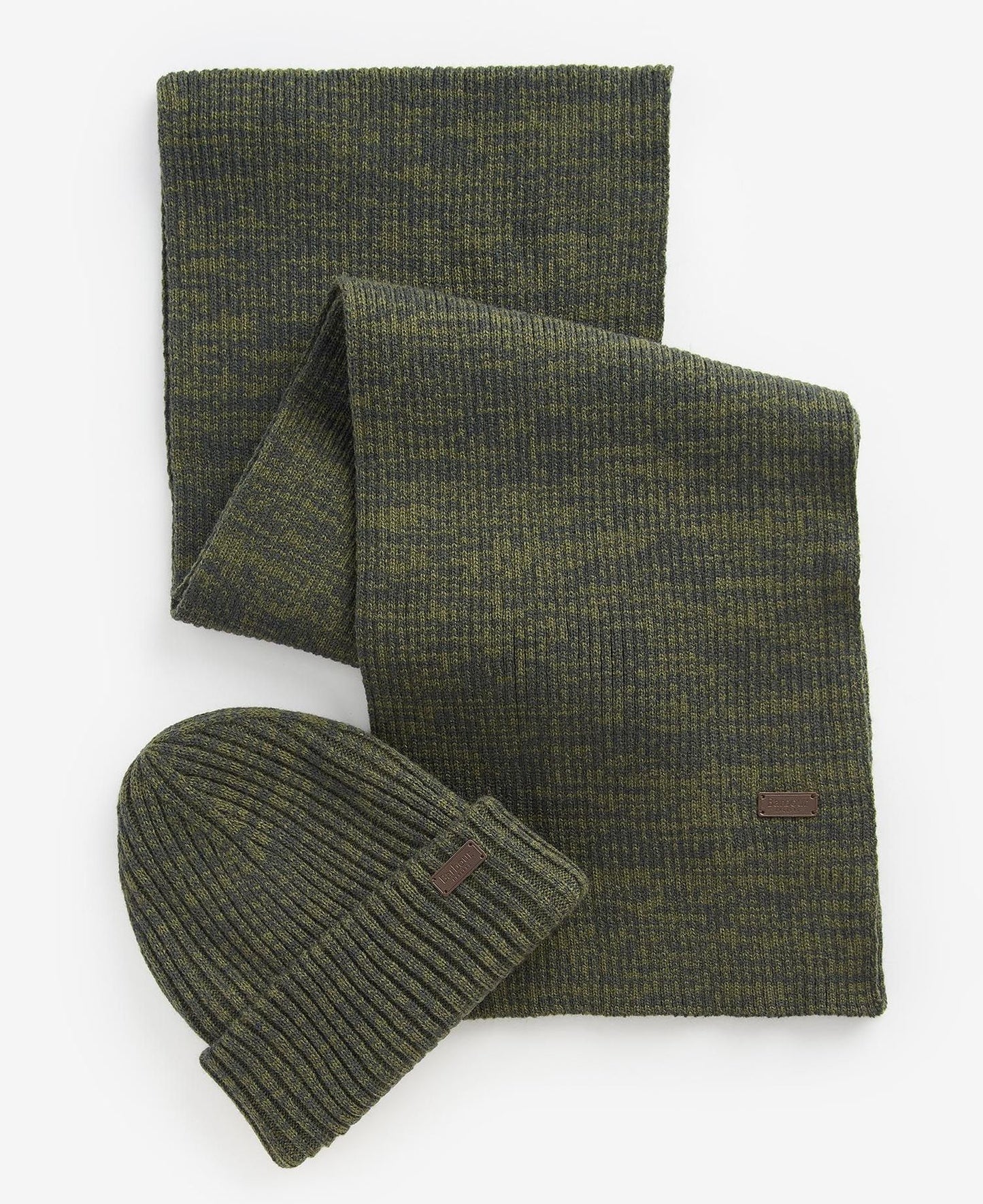 MGS0019 MGS - SET SCIARPA E CAPPELLO - BARBOUR